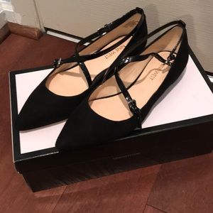 Nine West Black Criss Cross Flats 6.5